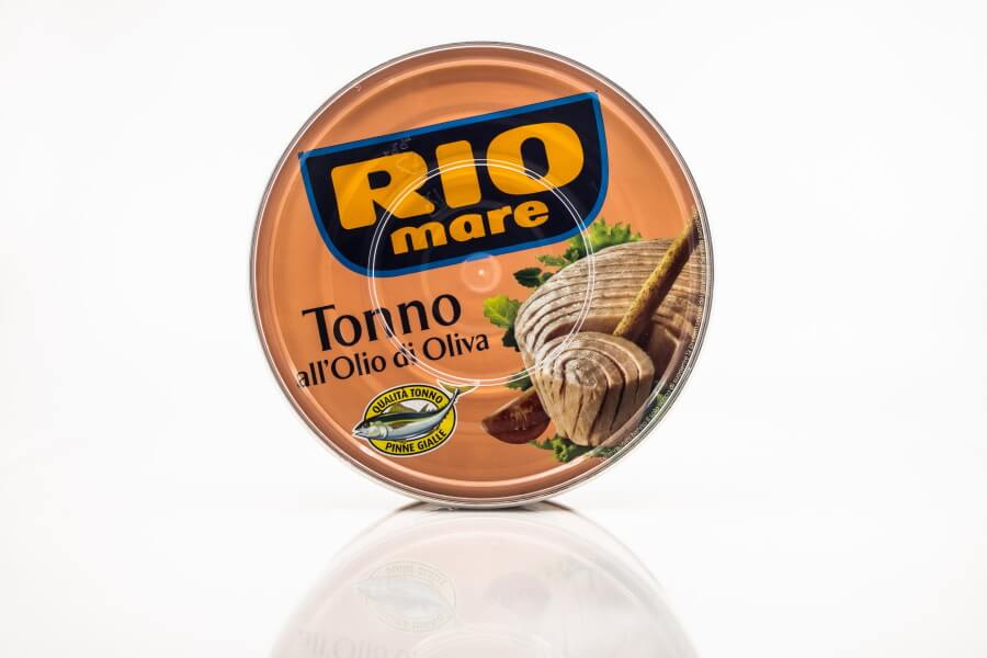 500 Gram Can Of Tuna From Torino Product Photography