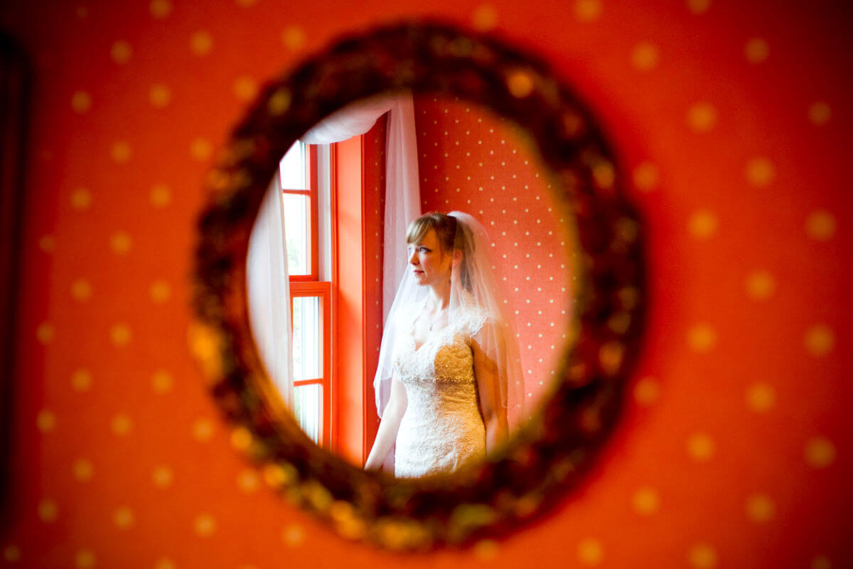 Photo Of A Bride In The Mirror Creative Wedding Photography